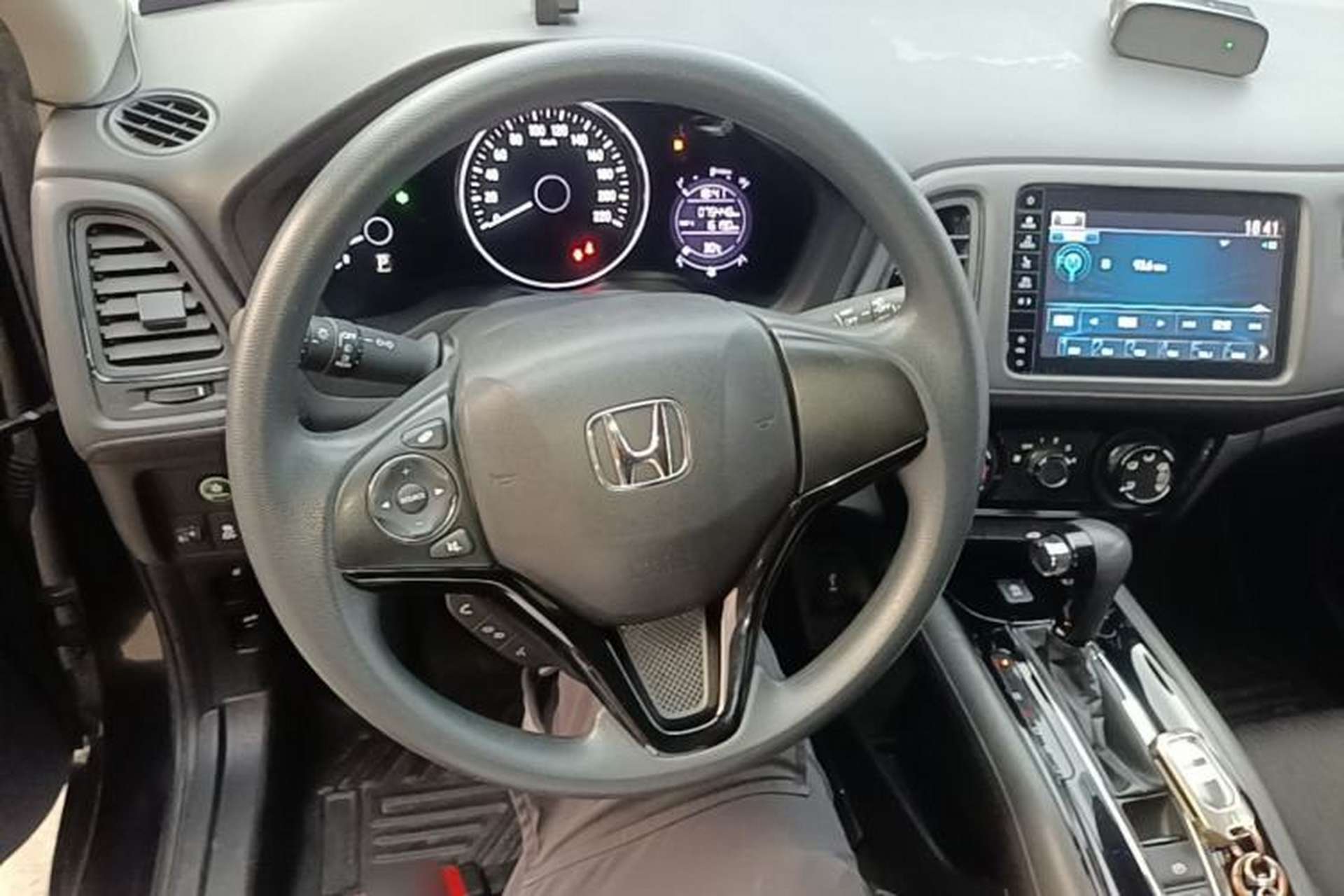 Used Honda Vezel 2020 1.5L CVT Luxury Edition Steering Wheel