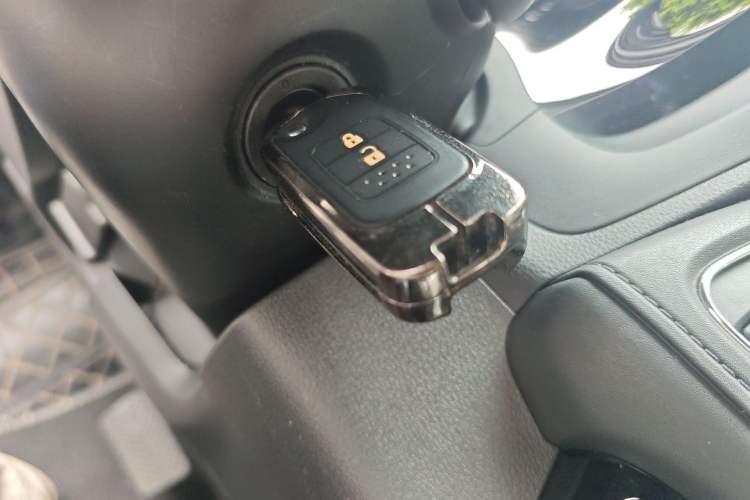 Used Honda Vezel 2020 1.5L CVT Pioneer Edition Vehicle Key