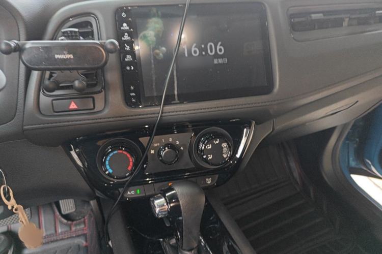 Used Honda Vezel 2020 1.5L CVT Pioneer Edition Audio And AC Panel