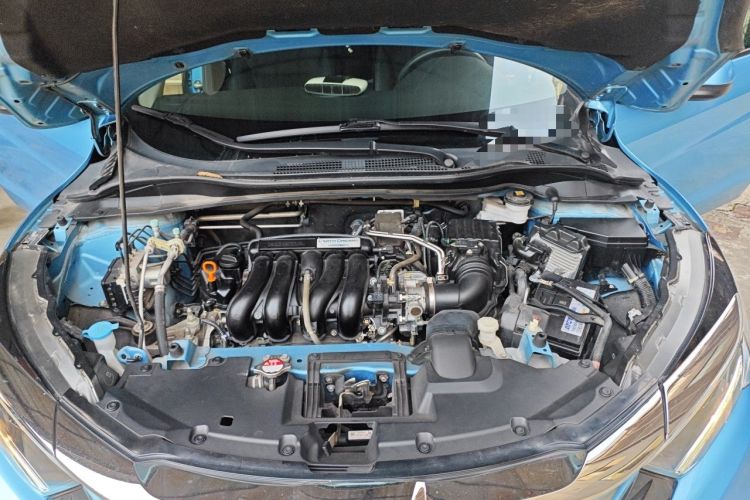 Used Honda Vezel 2020 1.5L CVT Pioneer Edition Engine Bay