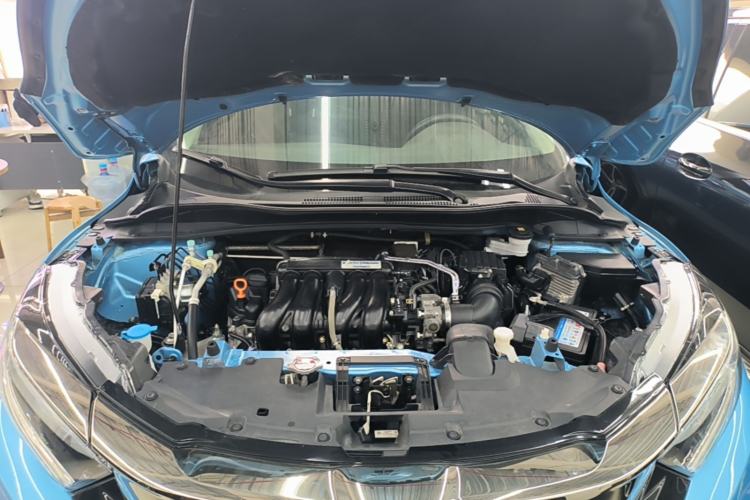 Used Honda Vezel 2020 1.5L CVT Luxury Edition Engine Bay