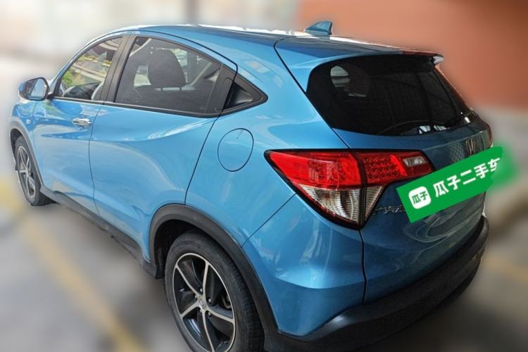 Used Honda Vezel 2020 1.5L CVT Pioneer Edition Exterior 3