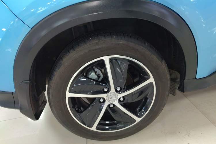Used Honda Vezel 2020 1.5L CVT Pioneer Edition Exterior 5