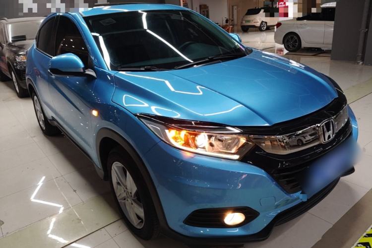Used Honda Vezel 2020 1.5L CVT Elite Edition Front Right 45 Deg