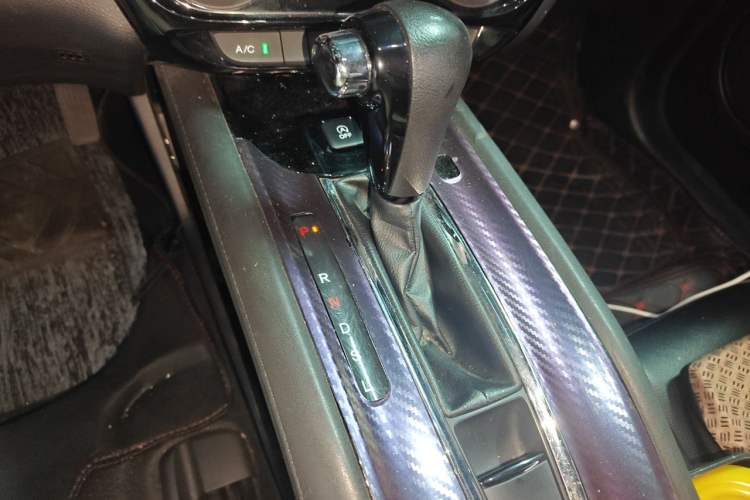 Used Honda Vezel 2020 1.5L CVT Elite Edition Gear Lever