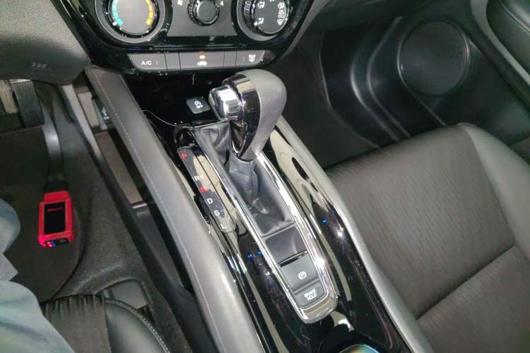 Used Honda Vezel 2020 1.5L CVT Pioneer Edition Gear Lever
