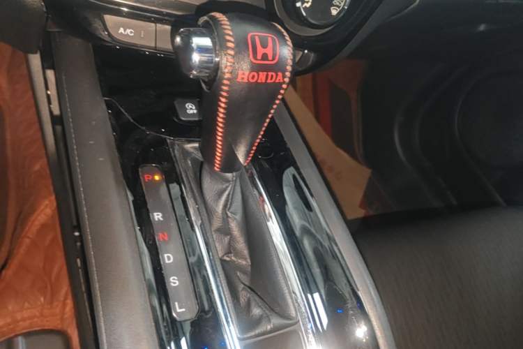 Used Honda Vezel 2020 1.5L CVT Pioneer Edition Gear Lever