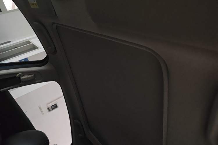 Used Honda Vezel 2020 1.5L CVT Elite Edition Headliner