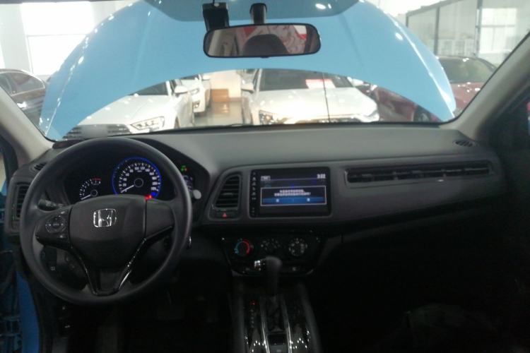 Used Honda Vezel 2020 1.5L CVT Pioneer Edition Interior 2