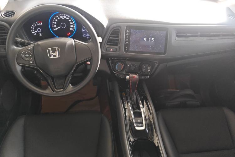 Used Honda Vezel 2020 1.5L CVT Pioneer Edition Interior 2