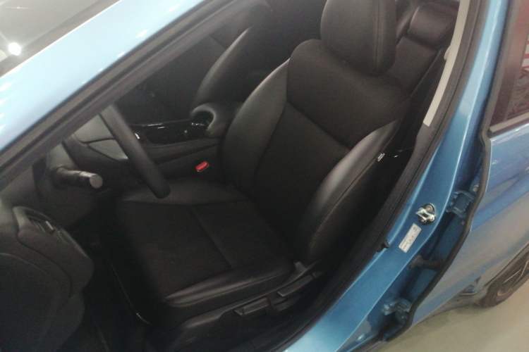 Used Honda Vezel 2020 1.5L CVT Pioneer Edition Left Front Seat