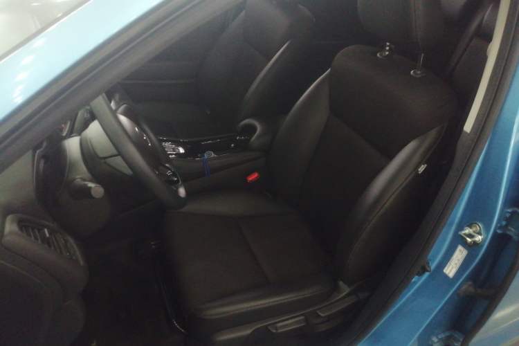 Used Honda Vezel 2020 1.5L CVT Pioneer Edition Left Front Seat