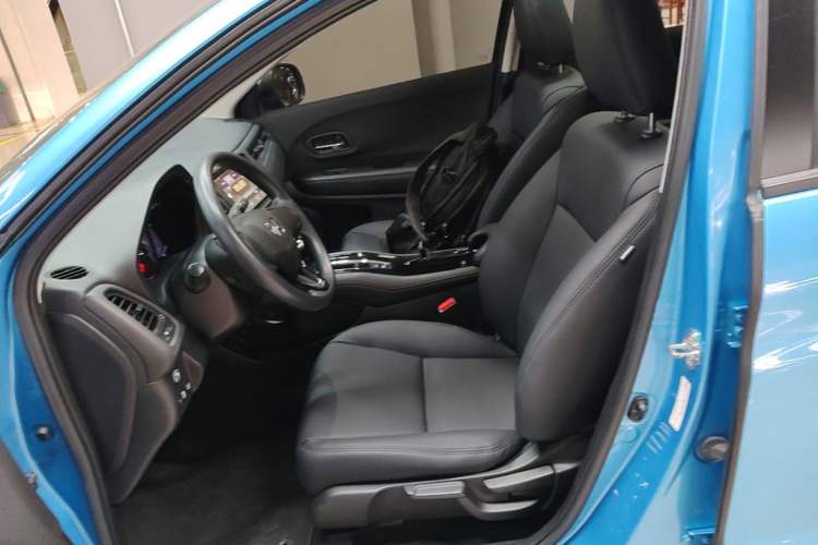 Used Honda Vezel 2020 1.5L CVT Elite Edition Left Front Seat