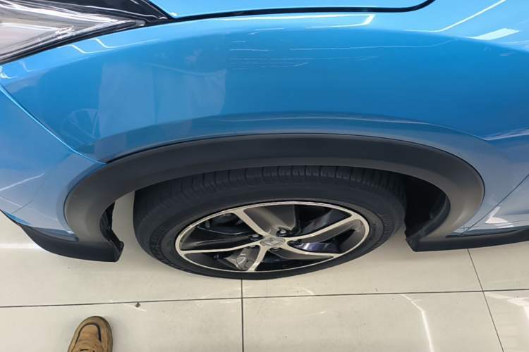 Used Honda Vezel 2020 1.5L CVT Luxury Edition Left Front Wheel Hub