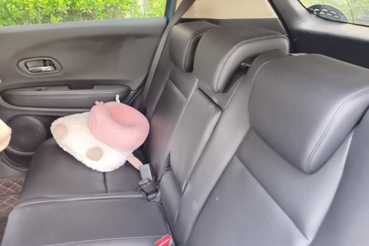 Used Honda Vezel 2020 1.5L CVT Pioneer Edition Left Rear Seat