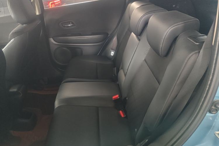 Used Honda Vezel 2020 1.5L CVT Pioneer Edition Left Rear Seat