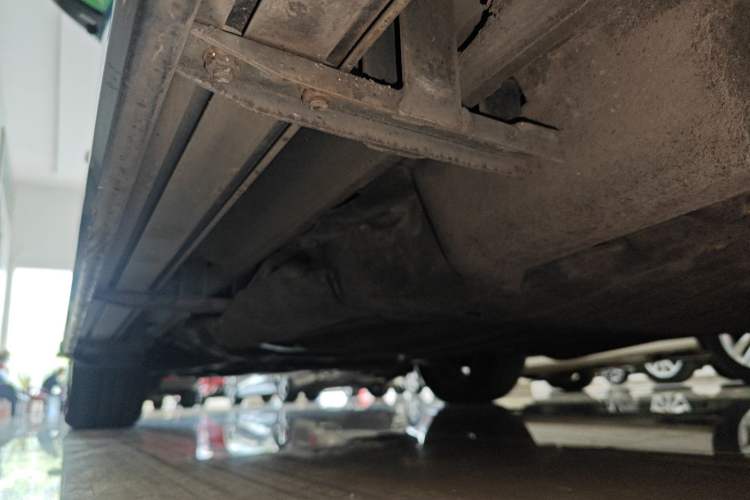 Used Honda Vezel 2020 1.5L CVT Elite Edition Left Side Sill