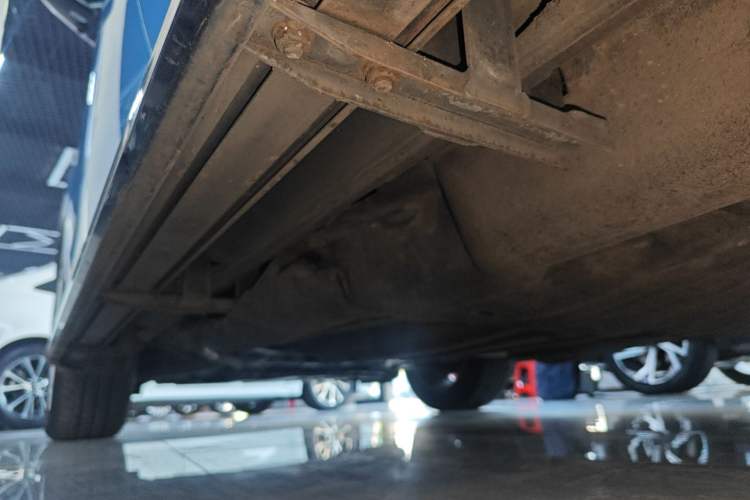 Used Honda Vezel 2020 1.5L CVT Elite Edition Left Side Sill