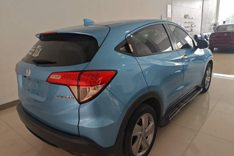 Used Honda Vezel 2020 1.5L CVT Elite Edition Rear Right 45 Deg
