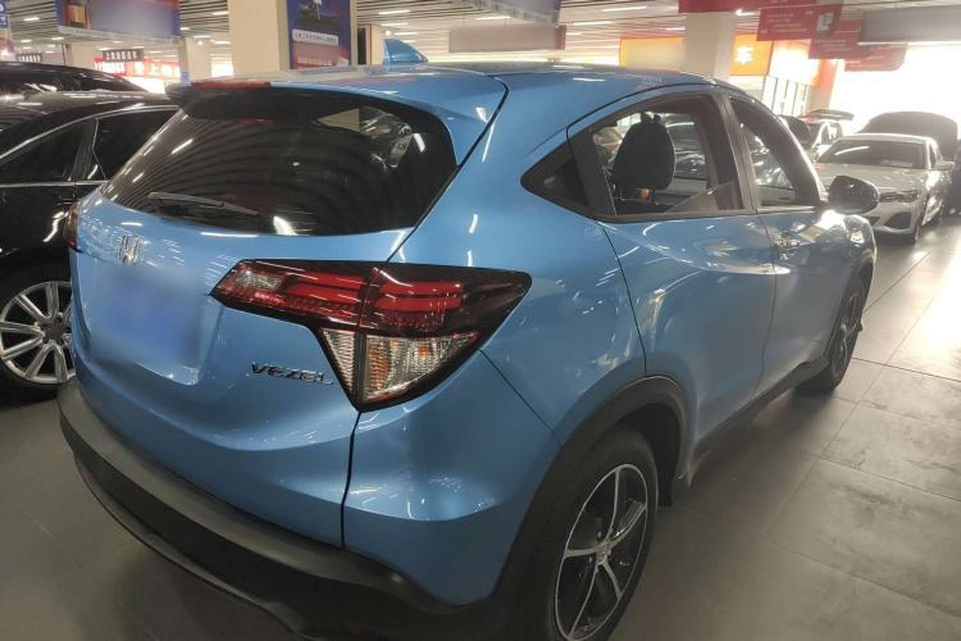 Used Honda Vezel 2020 1.5L CVT Luxury Edition Rear Right 45 Deg