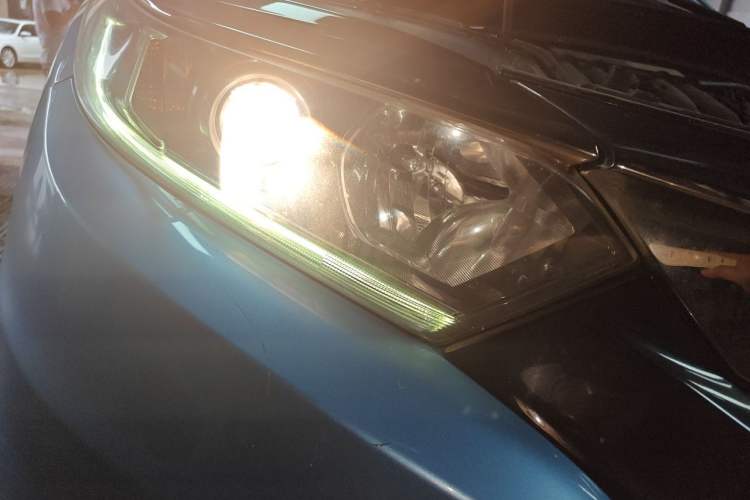 Used Honda Vezel 2020 1.5L CVT Elite Edition Right Front Headlight