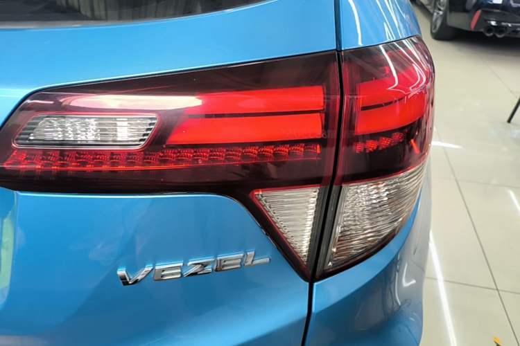 Used Honda Vezel 2020 1.5L CVT Luxury Edition Right Rear Taillight