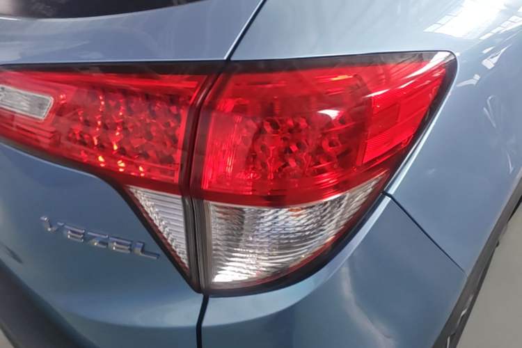 Used Honda Vezel 2020 1.5L CVT Pioneer Edition Right Rear Taillight