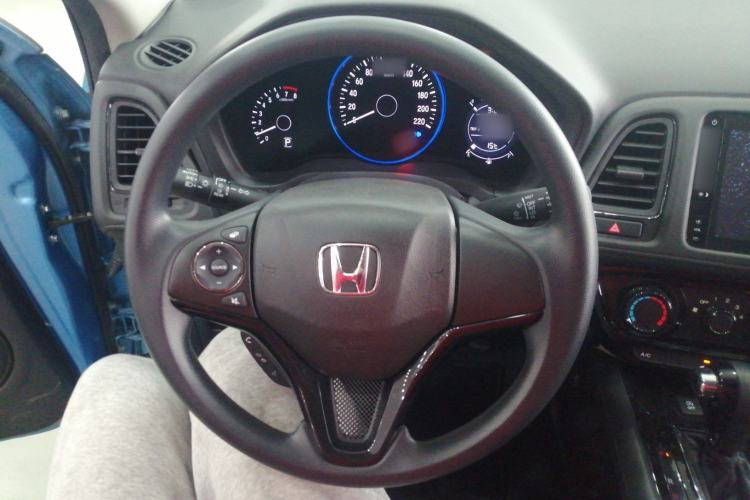 Used Honda Vezel 2020 1.5L CVT Pioneer Edition Steering Wheel