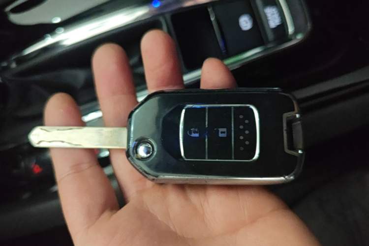 Used Honda Vezel 2020 1.5L CVT Elite Edition Vehicle Key
