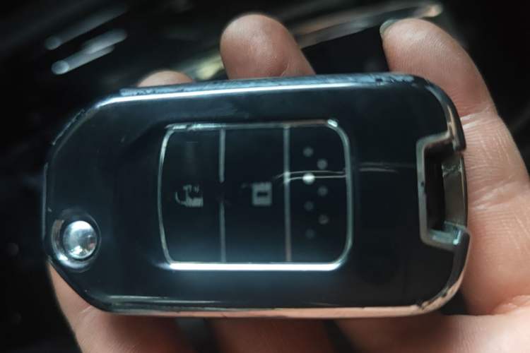 Used Honda Vezel 2020 1.5L CVT Elite Edition Vehicle Key