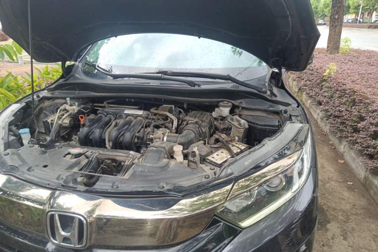 Used Honda Vezel 2020 1.5L CVT Elite Edition Engine Bay Left