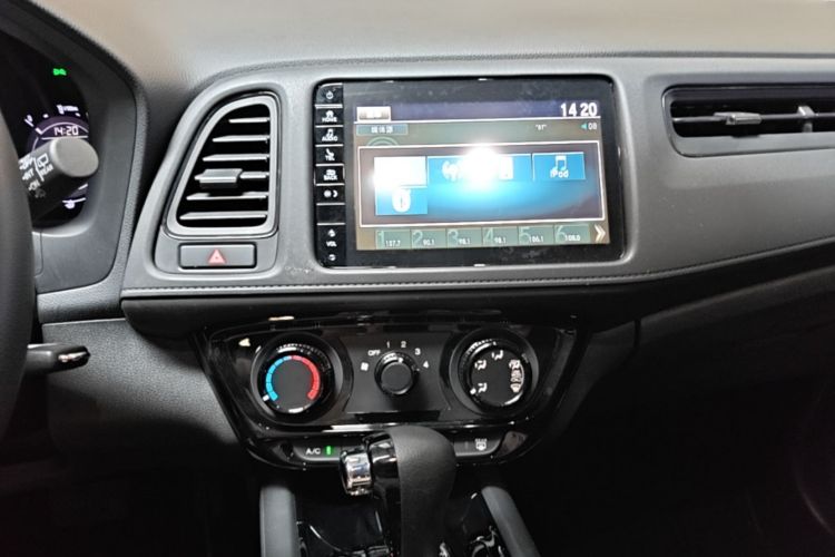 Used Honda Vezel 2020 1.5L CVT Pioneer Edition Audio And AC Panel