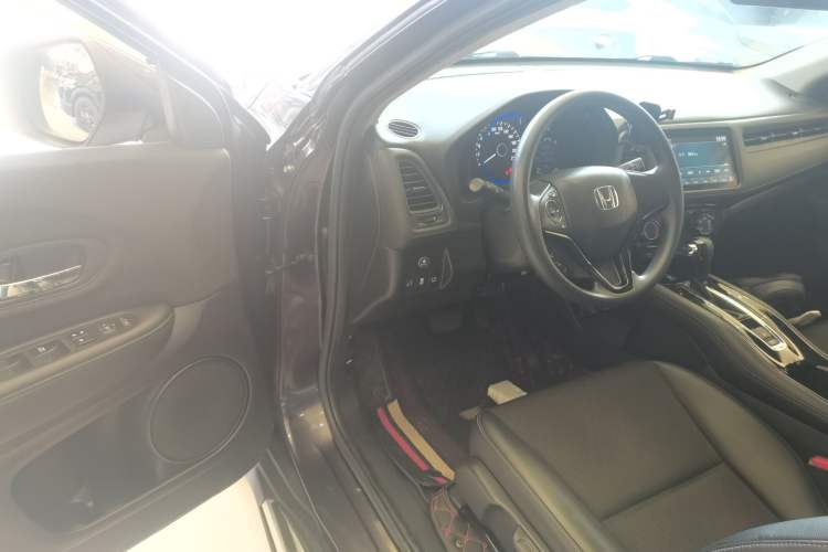 Used Honda Vezel 2020 1.5L CVT Pioneer Edition Driver Seat