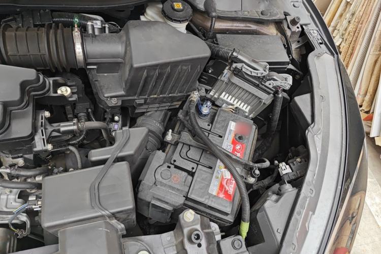 Used Honda Vezel 2020 220 TURBO CVT Luxury Edition Engine Bay Left