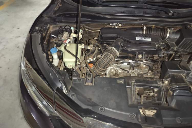 Used Honda Vezel 2020 220 TURBO CVT Luxury Edition Engine Bay Right