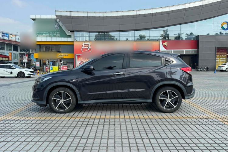Used Honda Vezel 2020 1.5L CVT Pioneer Edition Exterior 2