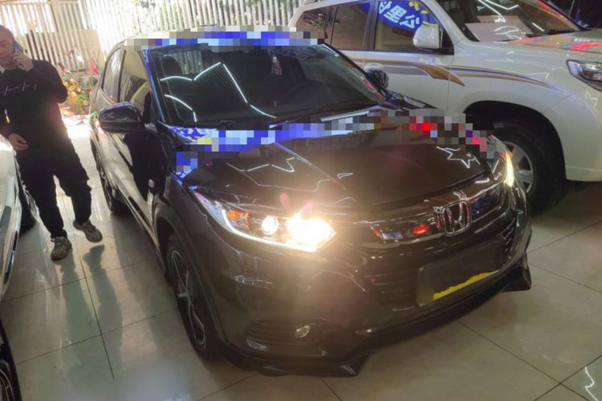 Used Honda Vezel 2020 1.5L CVT Pioneer Edition Exterior 2