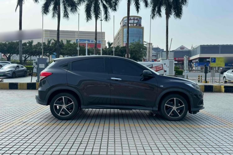 Used Honda Vezel 2020 1.5L CVT Pioneer Edition Exterior 5