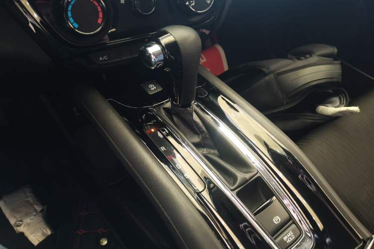 Used Honda Vezel 2020 1.5L CVT Pioneer Edition Gear Lever