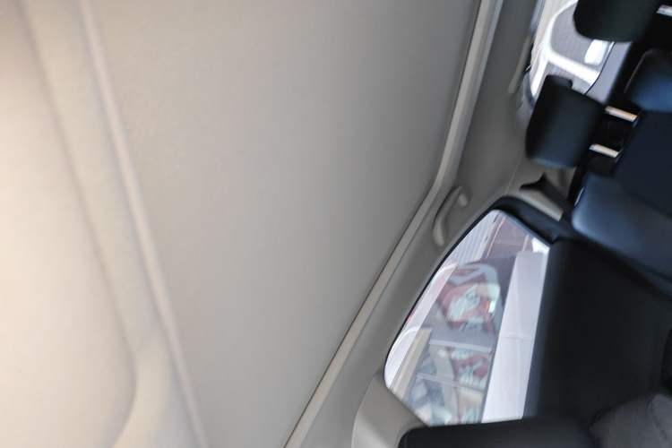 Used Honda Vezel 2020 1.5L CVT Pioneer Edition Headliner