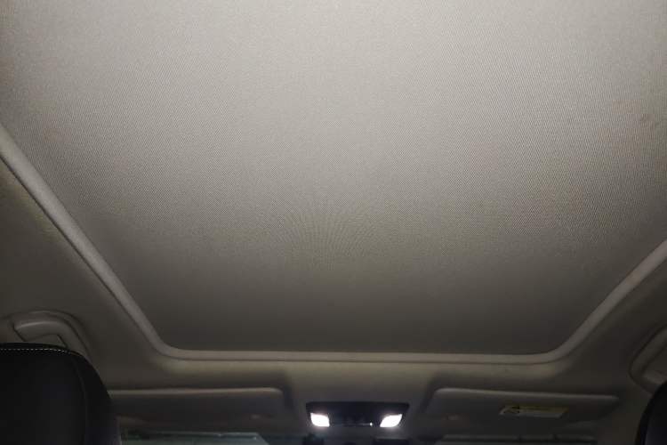 Used Honda Vezel 2020 220 TURBO CVT Luxury Edition Headliner