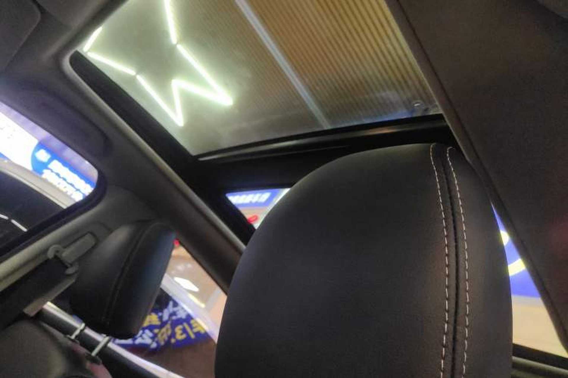 Used Honda Vezel 2020 1.5L CVT Pioneer Edition Headliner