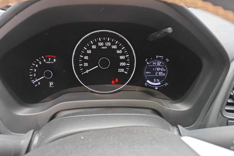 Used Honda Vezel 2020 220 TURBO CVT Luxury Edition Instrument Cluster