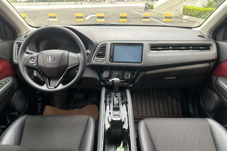 Used Honda Vezel 2020 1.5L CVT Pioneer Edition Interior 1