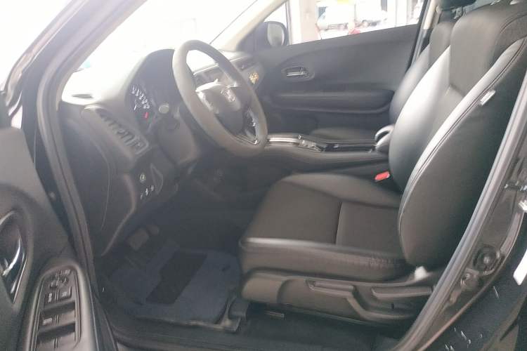 Used Honda Vezel 2020 1.5L CVT Pioneer Edition Left Front Seat