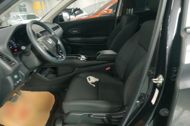 Used Honda Vezel 2020 220 TURBO CVT Elite Edition Left Front Seat