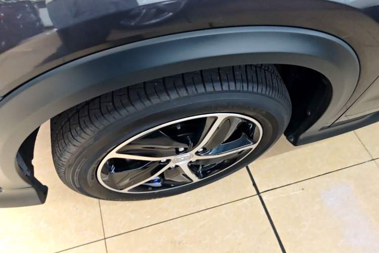 Used Honda Vezel 2020 1.5L CVT Pioneer Edition Left Front Wheel Hub