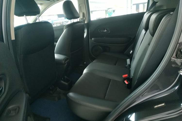 Used Honda Vezel 2020 1.5L CVT Pioneer Edition Left Rear Seat