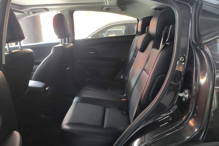 Used Honda Vezel 2020 1.5L CVT Elite Edition Left Rear Seat