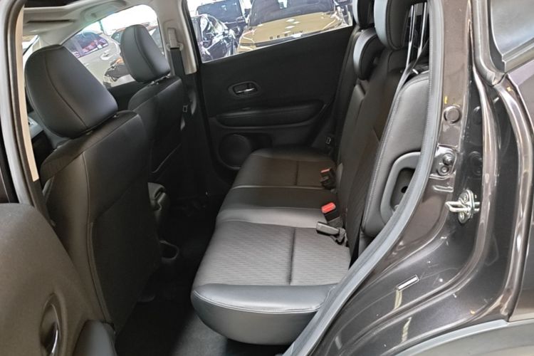 Used Honda Vezel 2020 1.5L CVT Pioneer Edition Left Rear Seat
